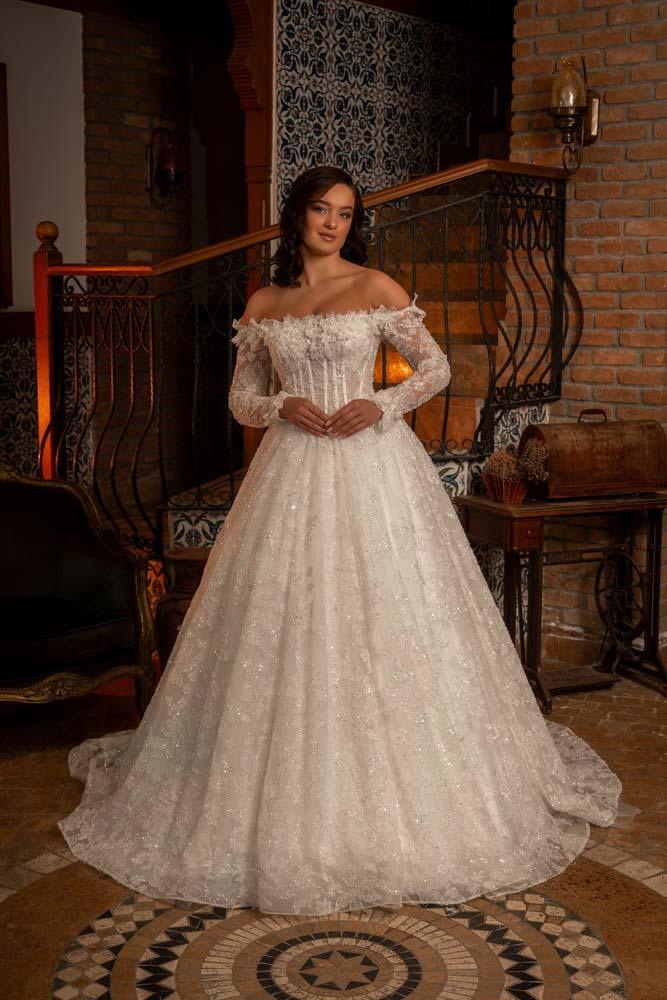 Fransız Yaka Üç Boyut Detaylı Yankol Alkaner Model Gelinlik