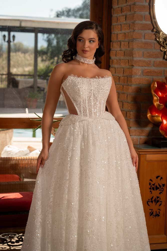 Havuz Yaka Beden Dekolteli Taş işlemeli Helen Model Gelinlik