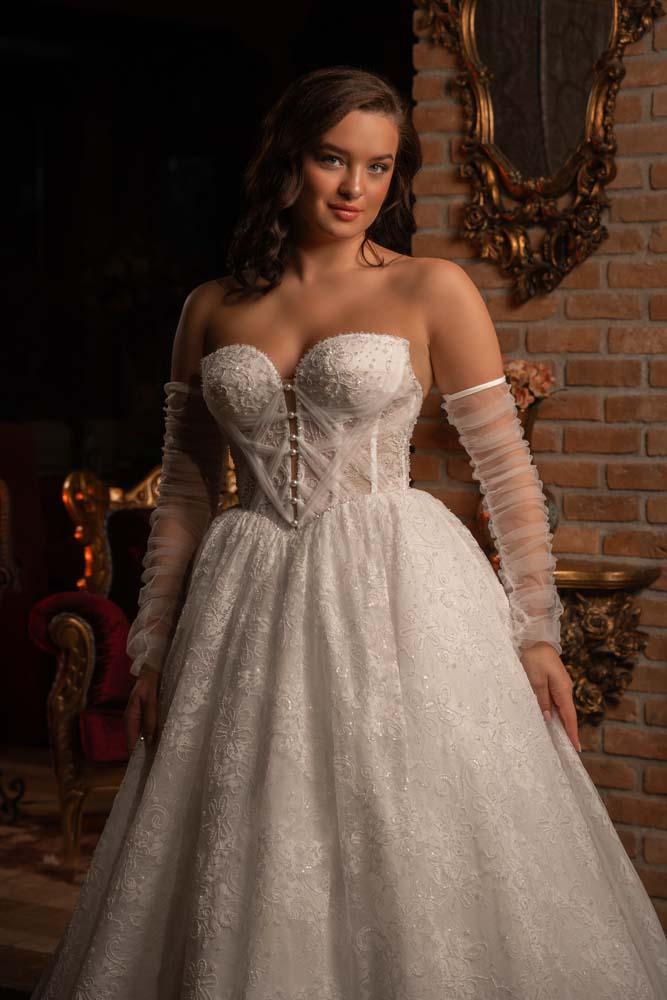 Kalp Yaka Komple İşlemeli Drepe Detaylı Alkaner Model Gelinlik